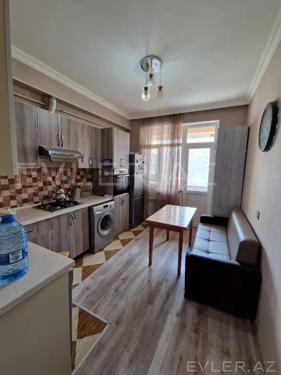 Satılır, yeni tikili
