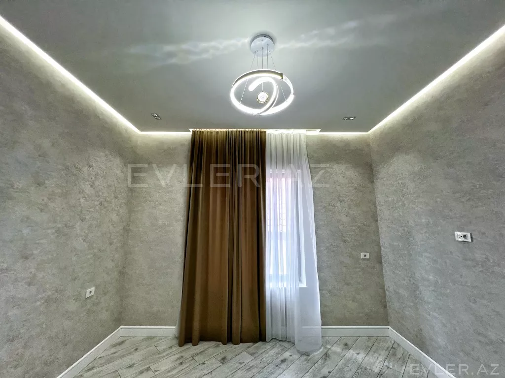 Satılır, həyət evi/villa