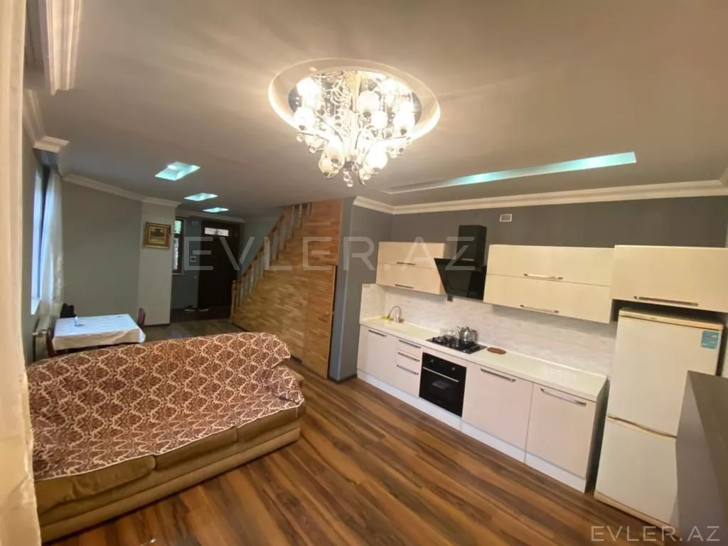 Aylıq, həyət evi/villa