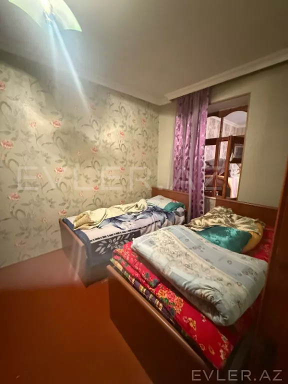 Satılır, köhnə tikili