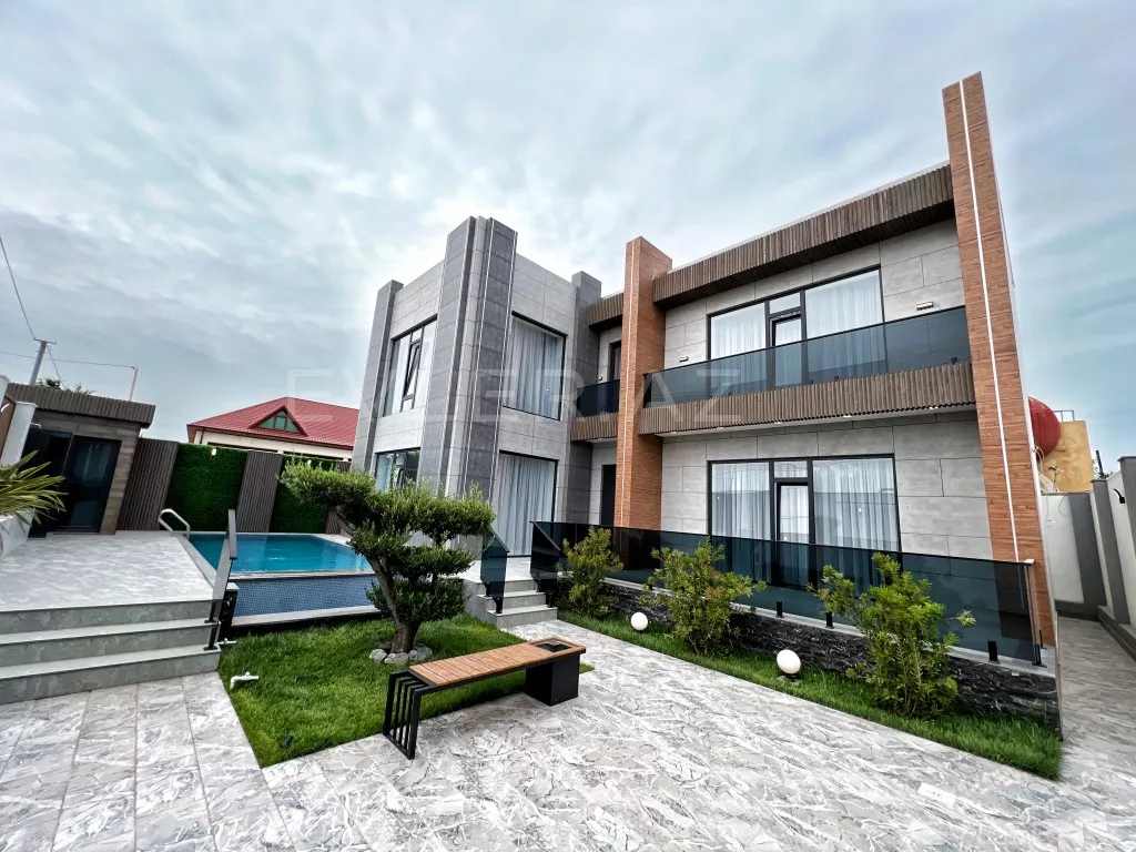 Satılır, həyət evi/villa
