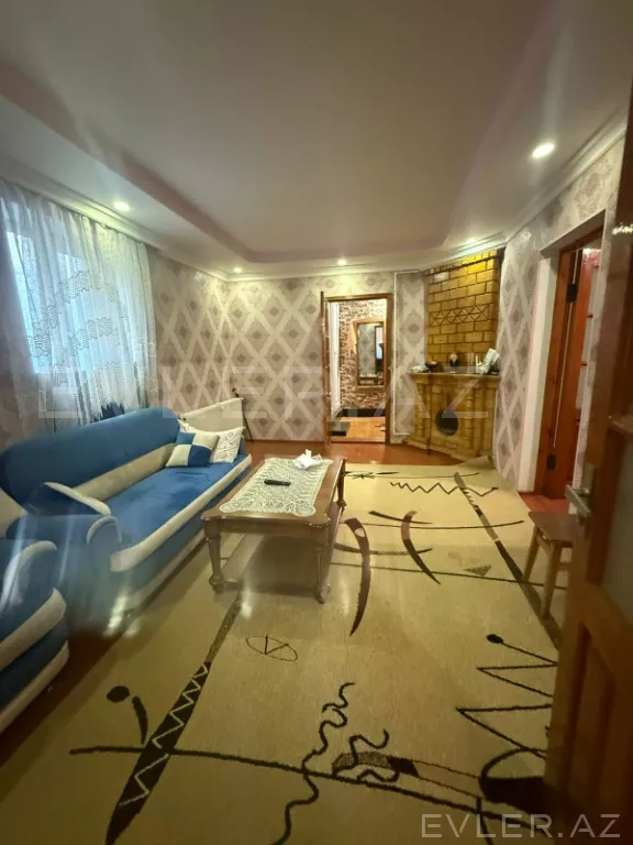 Satılır, köhnə tikili