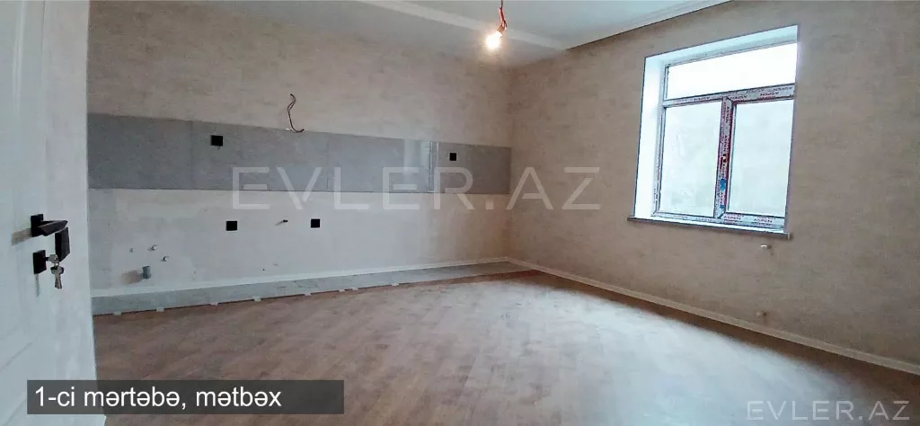 Satılır, həyət evi/villa