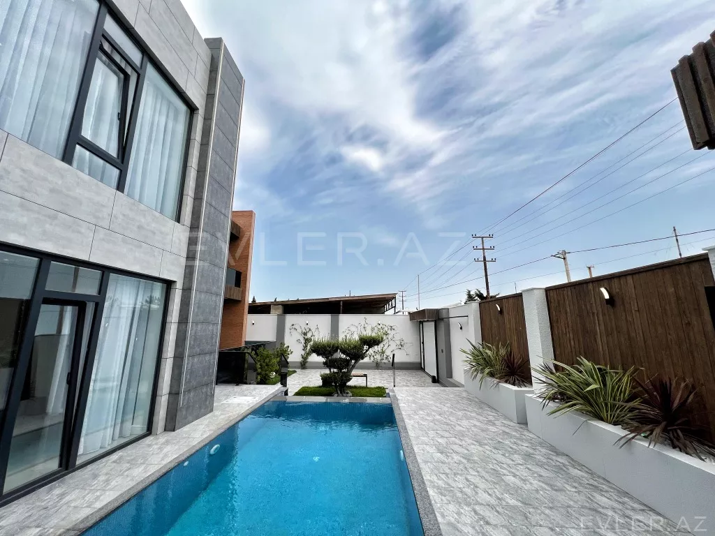 Satılır, həyət evi/villa