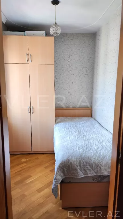 Satılır, köhnə tikili
