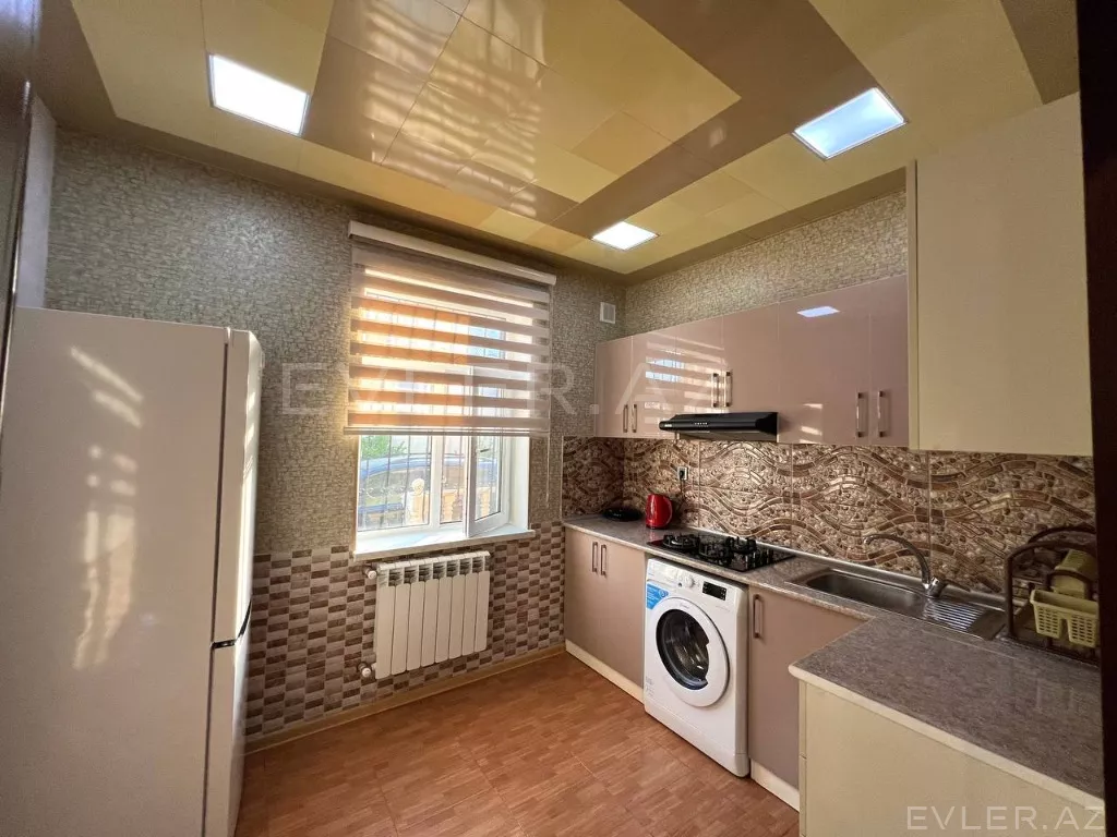 Satılır, həyət evi/villa