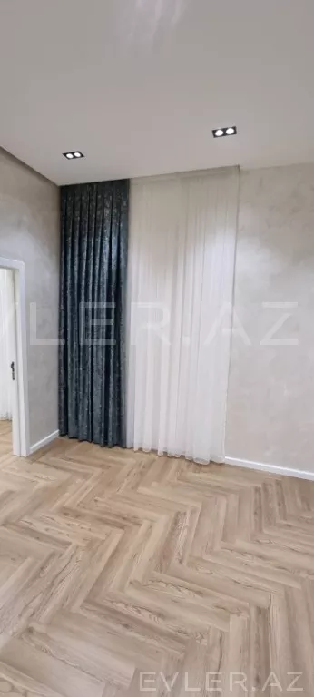 Satılır, yeni tikili