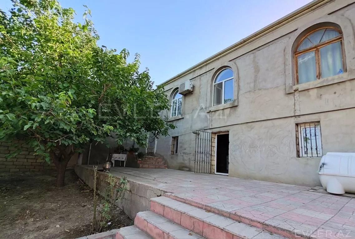 Satılır, həyət evi/villa