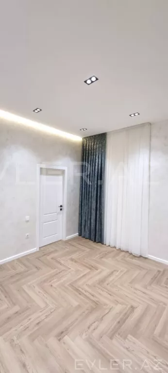 Satılır, yeni tikili