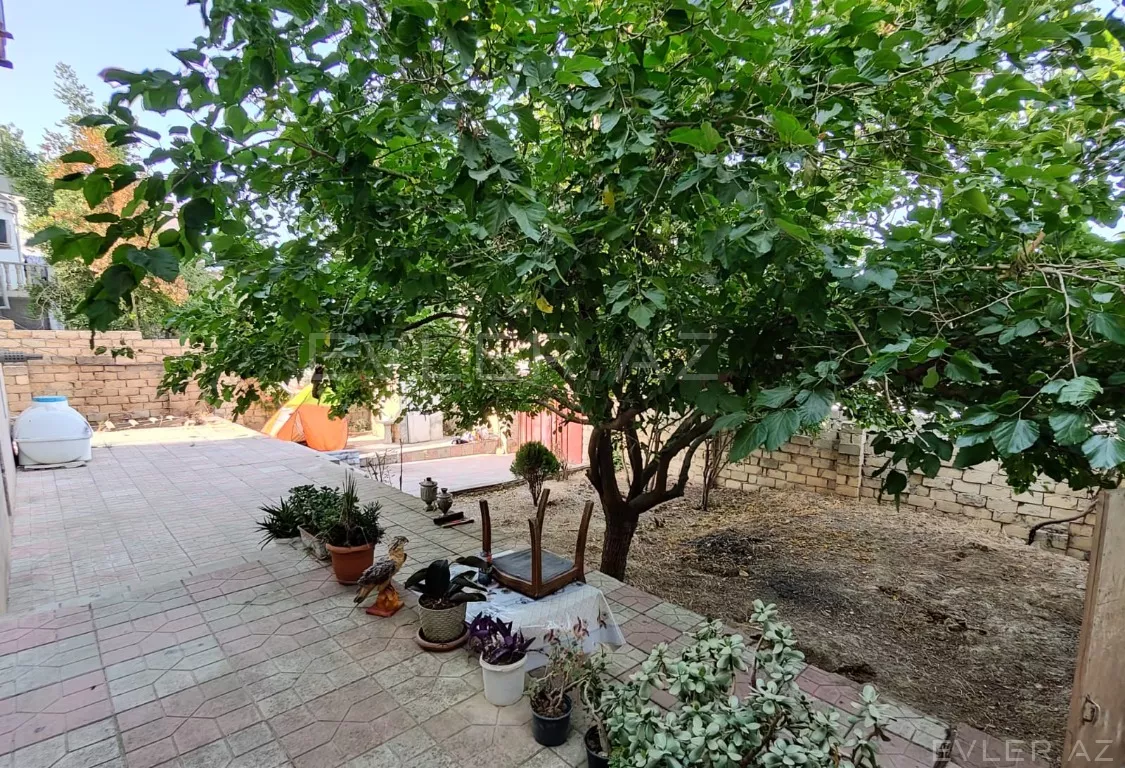 Satılır, həyət evi/villa