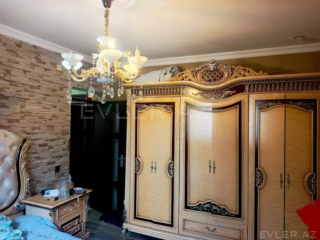 Satılır, həyət evi/villa