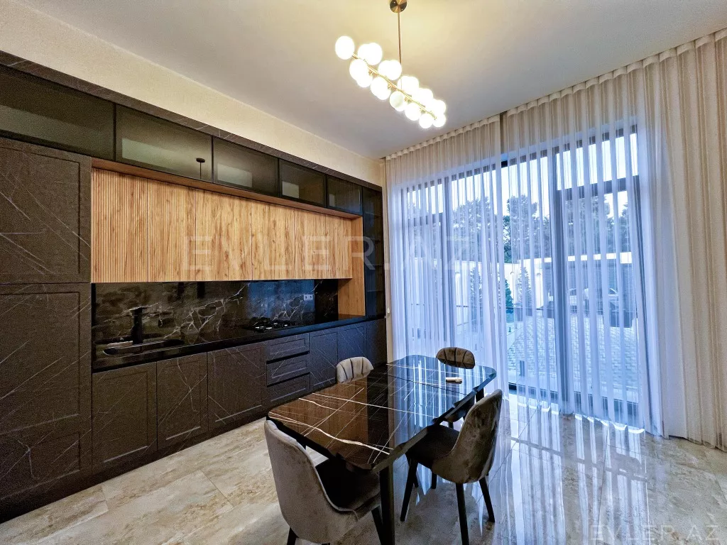 Satılır, həyət evi/villa