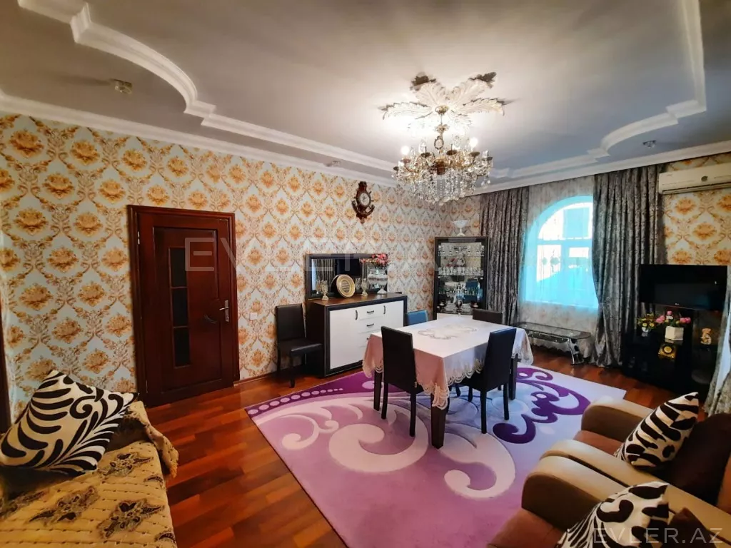 Satılır, həyət evi/villa