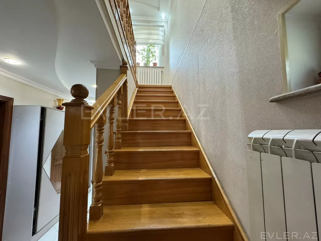 Satılır, həyət evi/villa