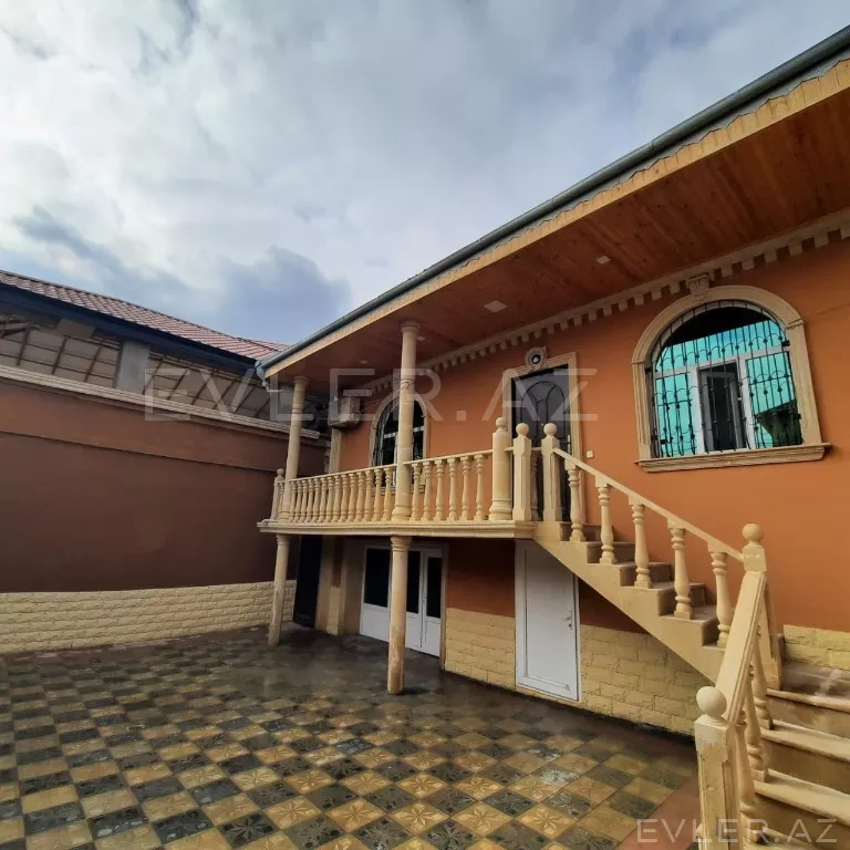 Satılır, həyət evi/villa