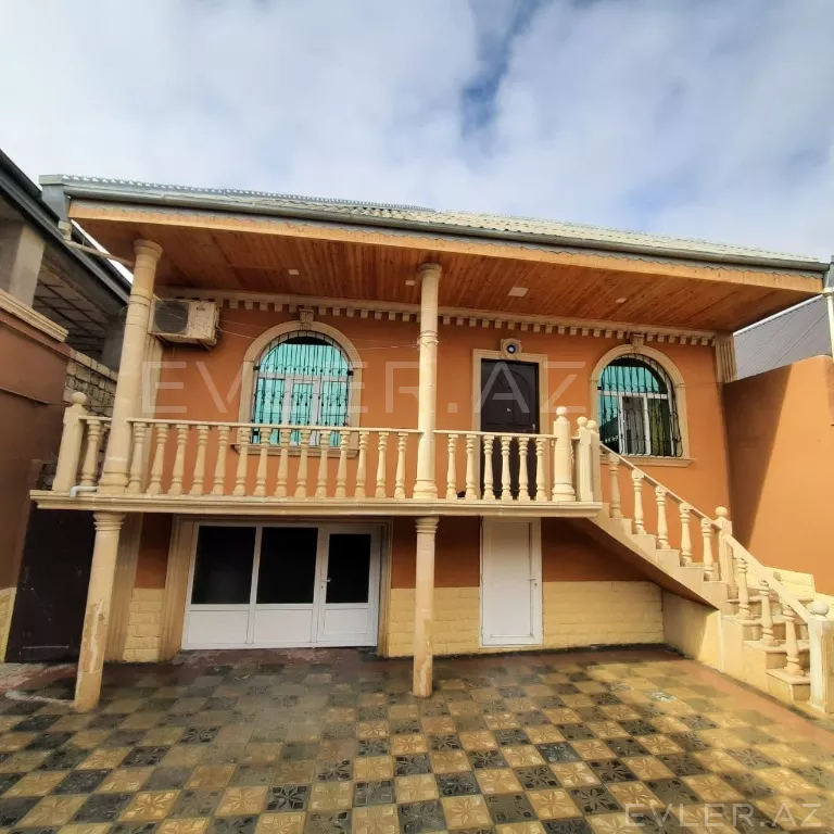 Satılır, həyət evi/villa