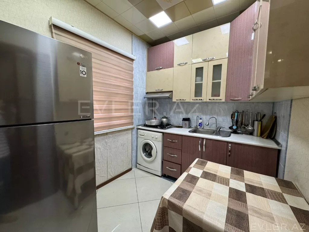 Satılır, həyət evi/villa