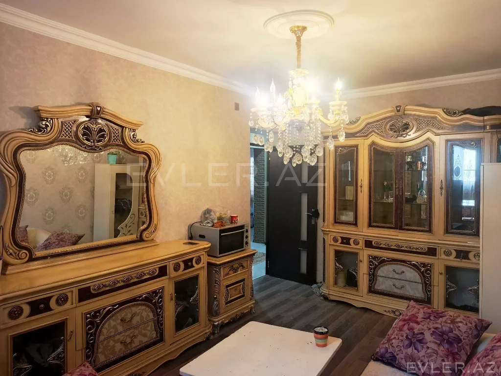 Satılır, həyət evi/villa