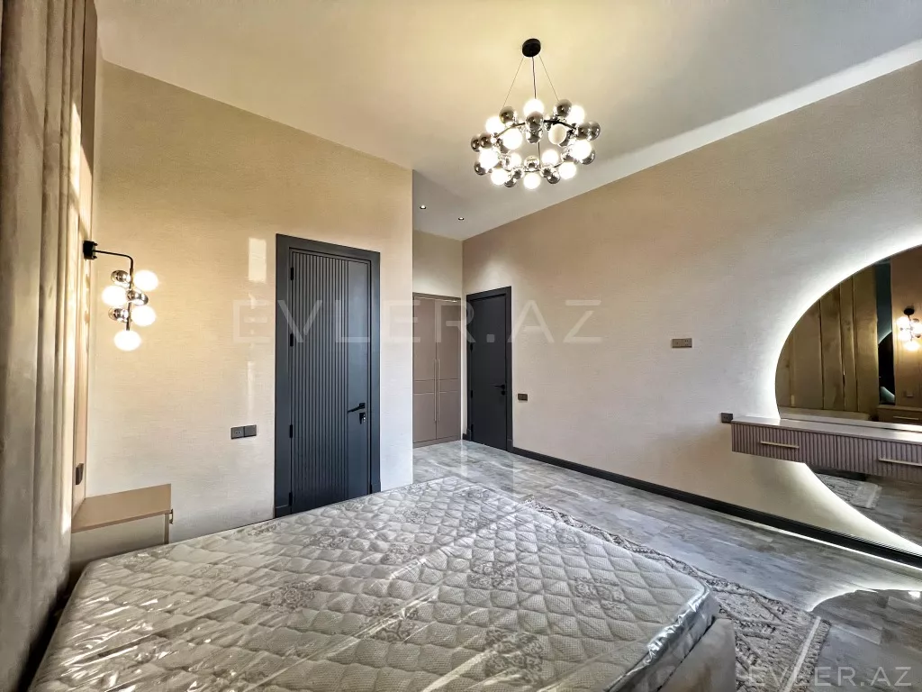 Satılır, həyət evi/villa