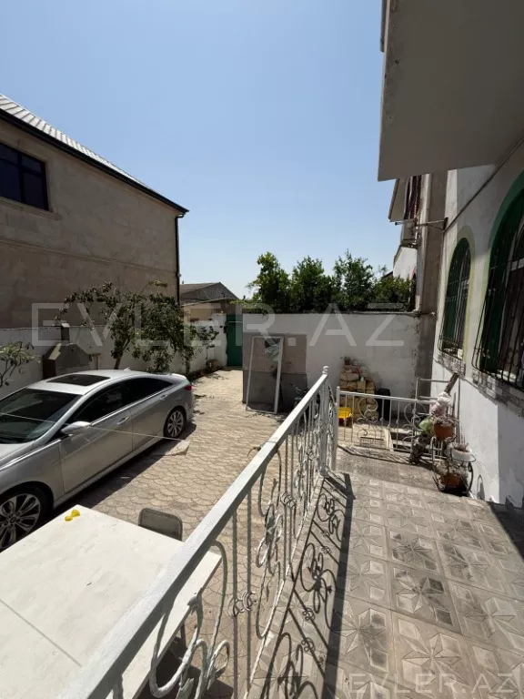 Satılır, həyət evi/villa