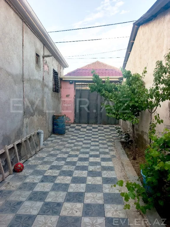 Satılır, həyət evi/villa