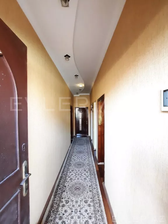 Satılır, həyət evi/villa
