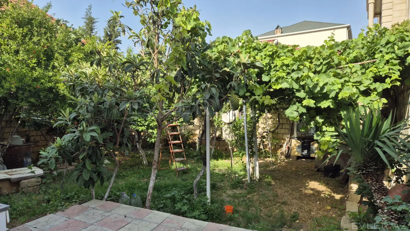 Satılır, bağ evi
