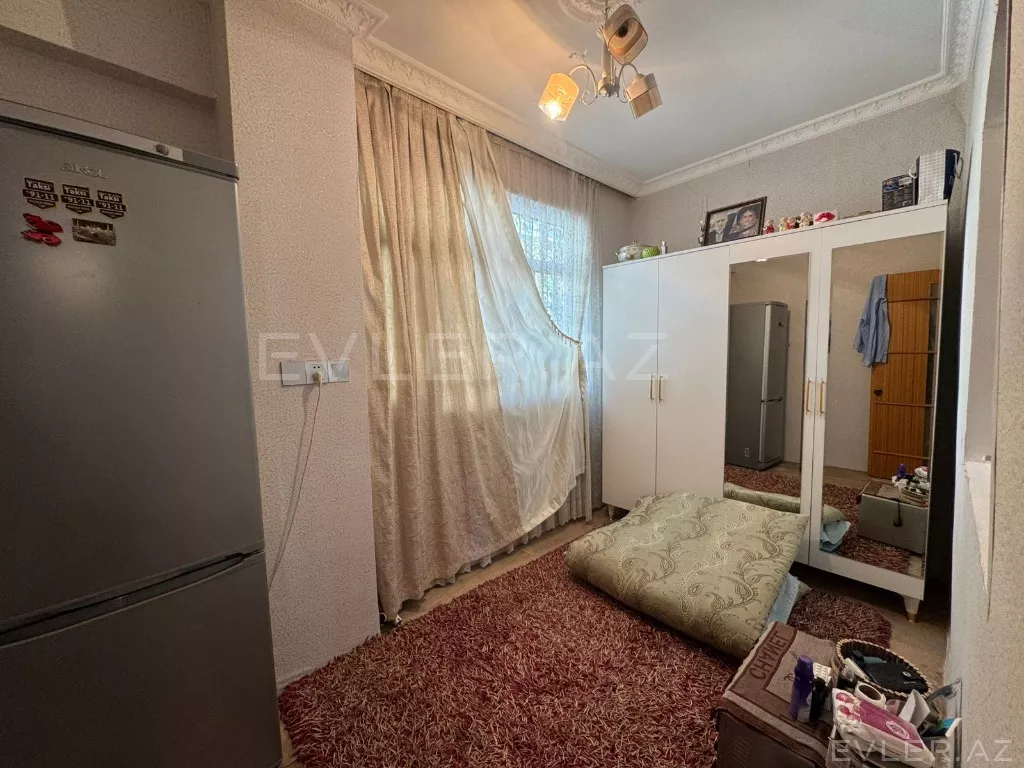 Satılır, həyət evi/villa