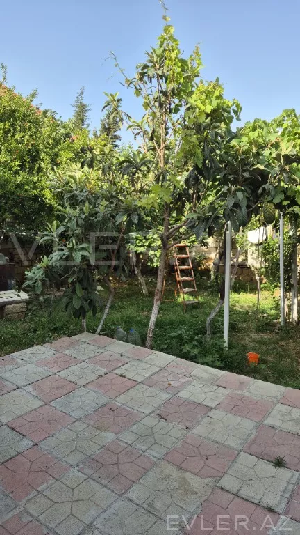 Satılır, bağ evi