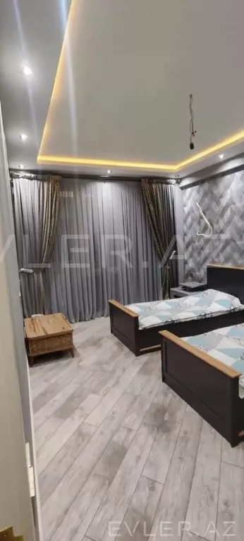 Satılır, yeni tikili