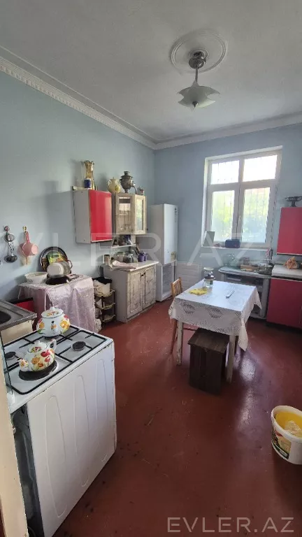 Satılır, bağ evi