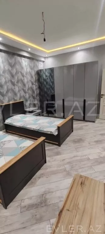 Satılır, yeni tikili