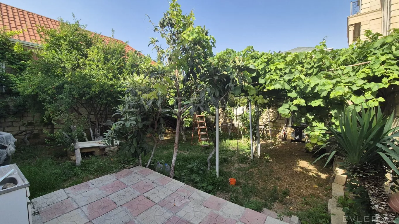 Satılır, bağ evi