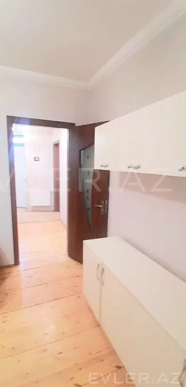 Satılır, həyət evi/villa