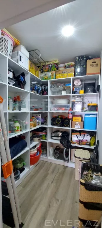Satılır, yeni tikili