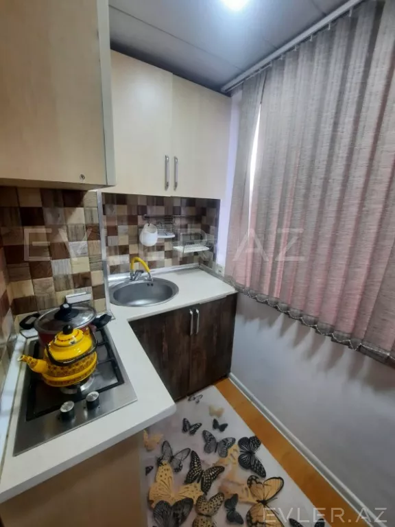 Aylıq, köhnə tikili