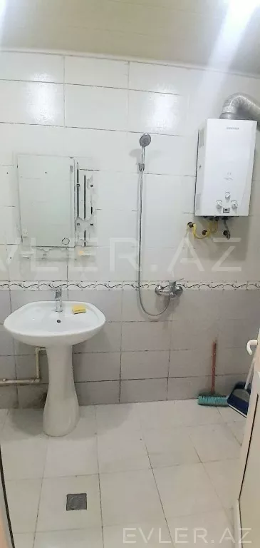 Satılır, həyət evi/villa
