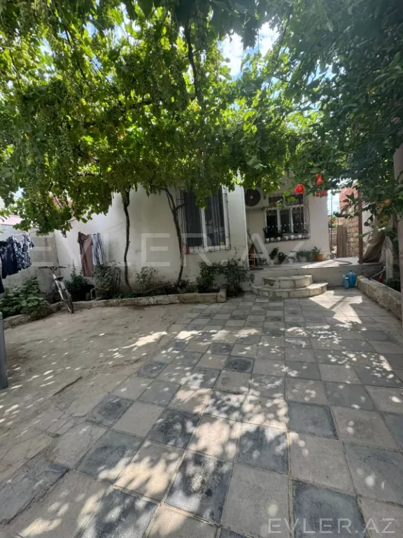 Satılır, həyət evi/villa