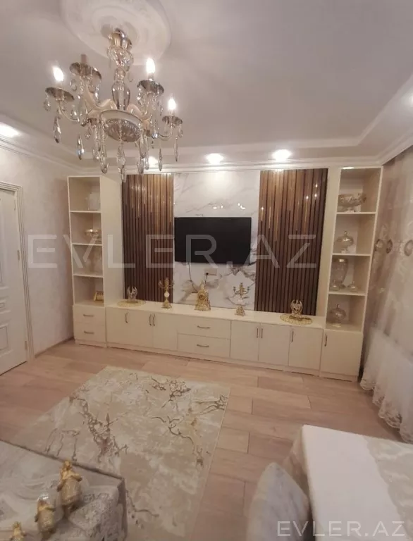 Satılır, köhnə tikili