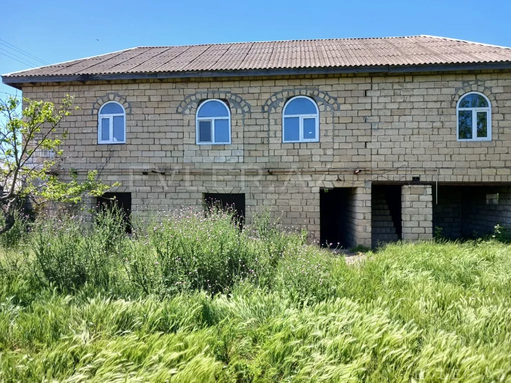 Satılır, həyət evi/villa