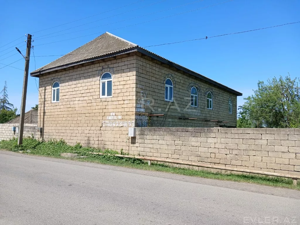 Satılır, həyət evi/villa