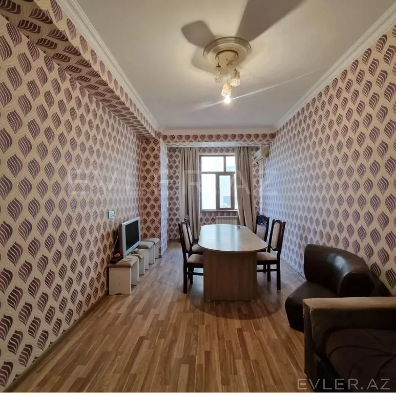Satılır, yeni tikili