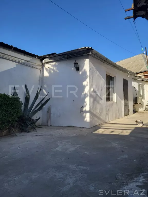 Satılır, həyət evi/villa