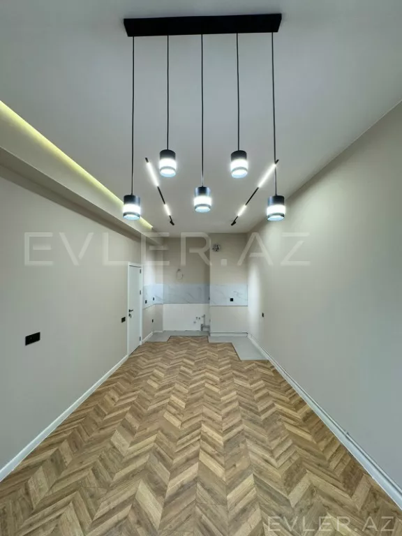 Satılır, yeni tikili