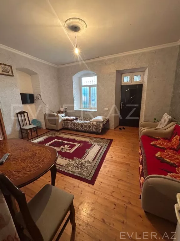Aylıq, həyət evi/villa
