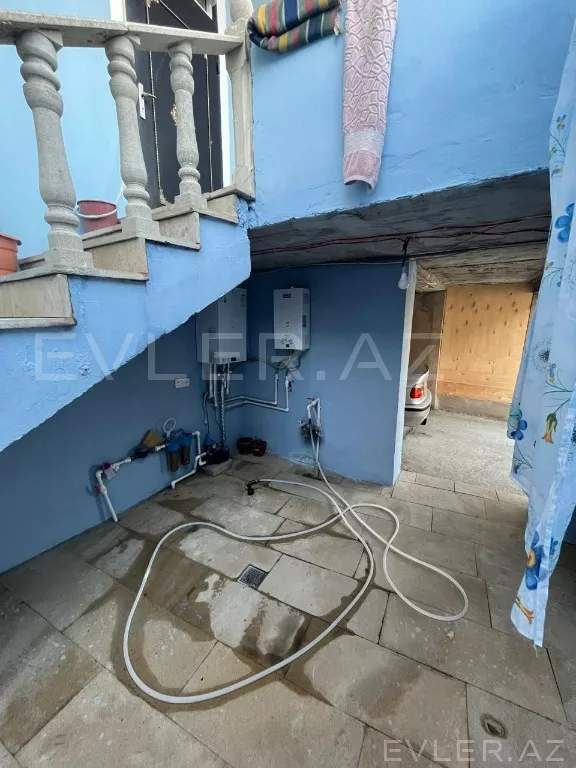 Satılır, həyət evi/villa