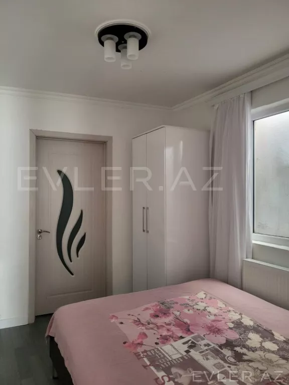 Satılır, həyət evi/villa