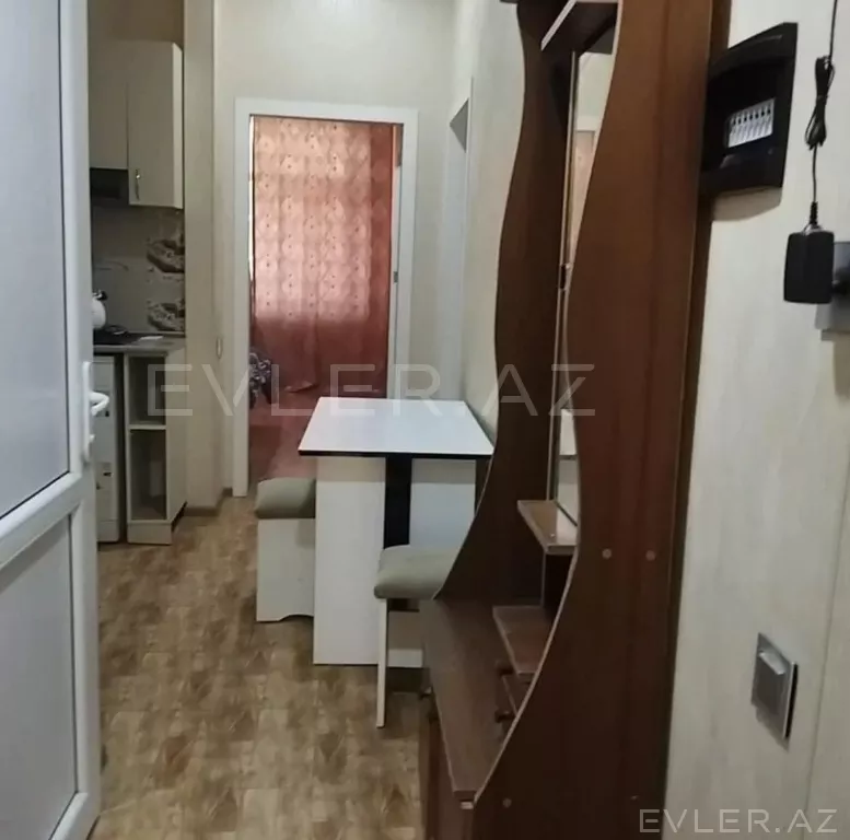 Satılır, yeni tikili