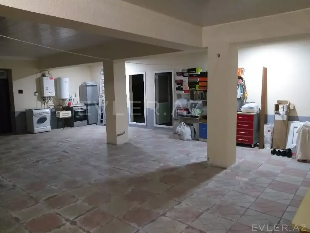 Satılır, həyət evi/villa