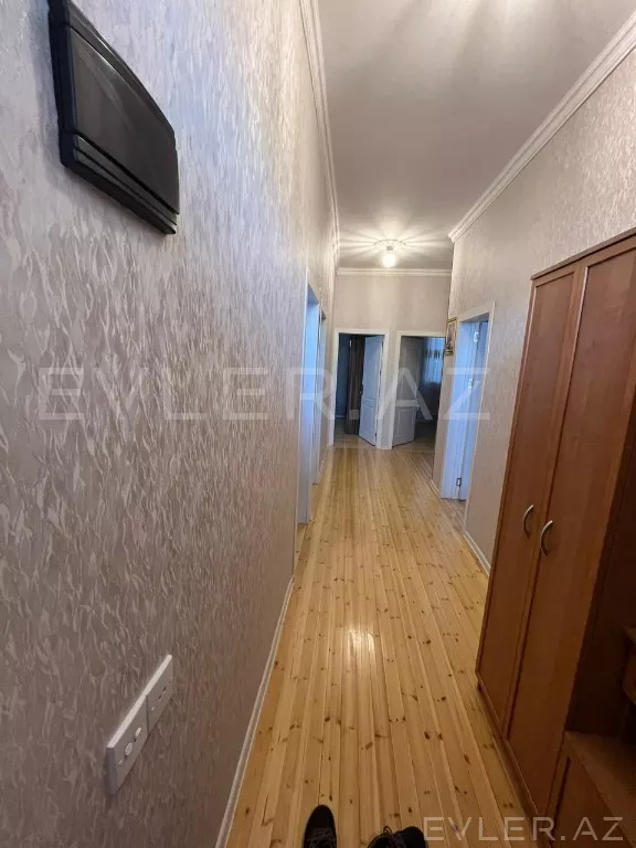 Satılır, həyət evi/villa